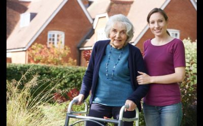 5 Ways Caregivers Can Help Their Elderly Loved Ones Prevent Falls